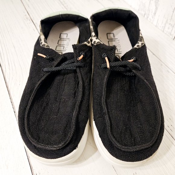 Hey Dude Wendy Rise Jungle Funk Black Women's Size 8 Slip-On Shoes - Picture 8 of 14